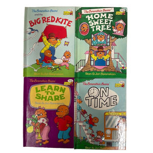 Lot of 4 Readers Digest Kids Book; The Berenstin Bears On Time Home Sweet Home
